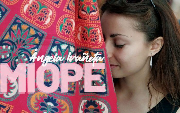 Cabecera Sección Miope de Ángela Irañeta