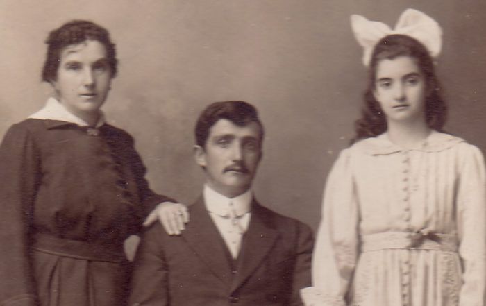 Eulalia Landa,Ramón Iribarren y sus hijos María y Agustin