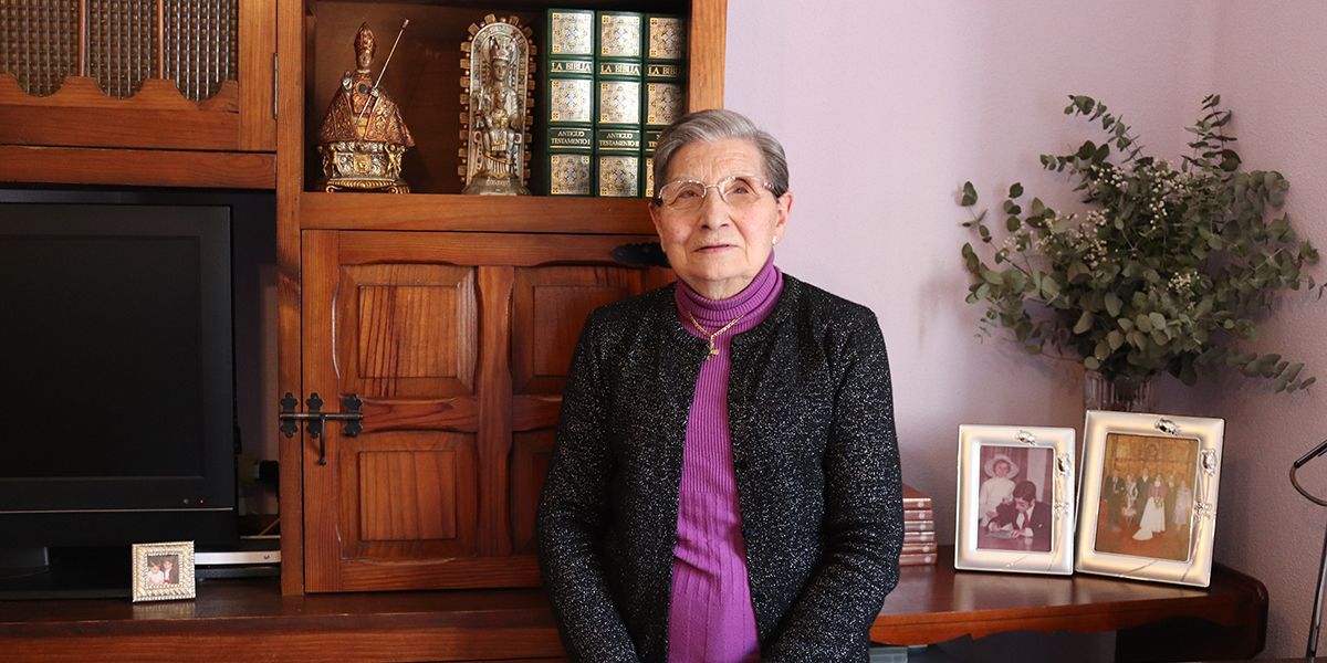 Elvira Ayesa Sola paisanaje