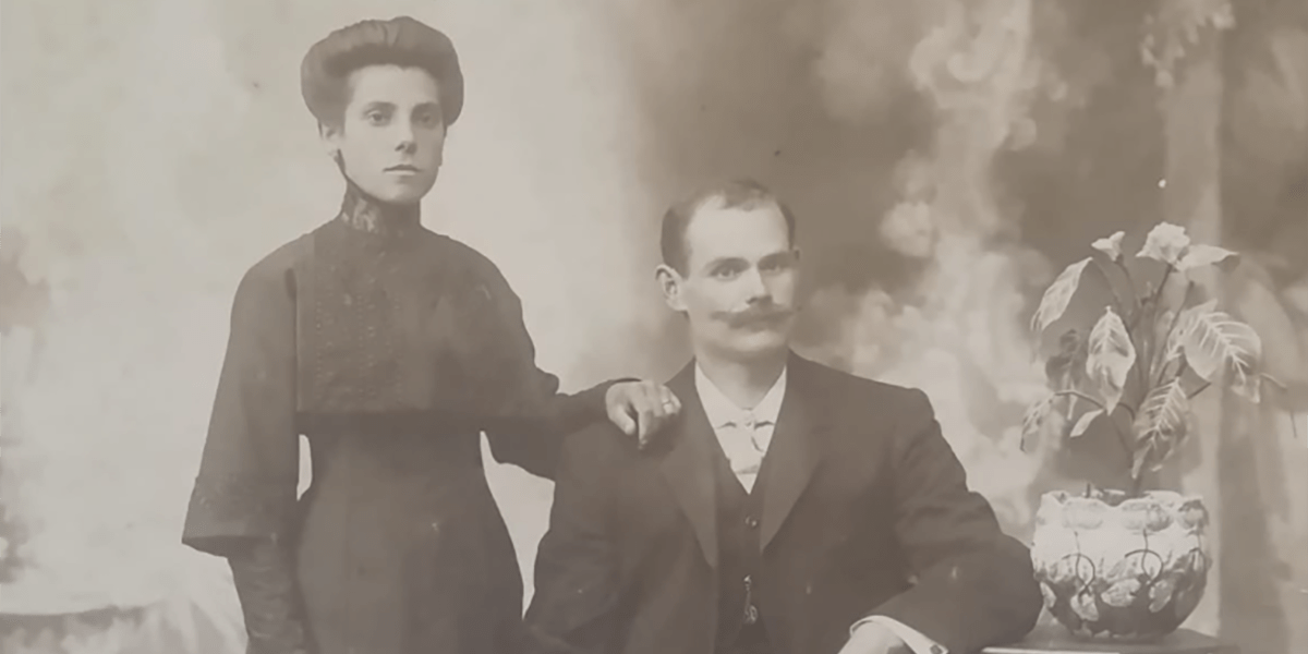 GUMERSINDO ESPINOSA BENGOETXEA y JULIA en amipu