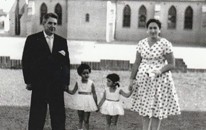 Wollongong (Sidney). 1960. Los Iñigo Moreno. Francisco Javier, María Flora, Txus y Clorinda.