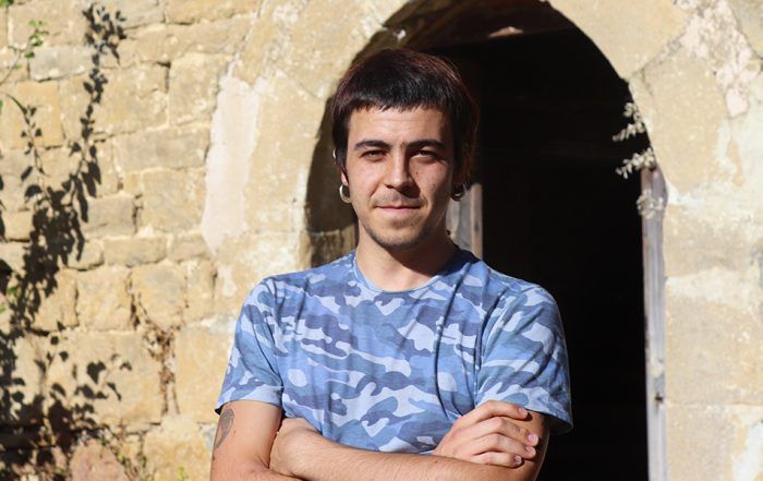 adrián campos en su iglesia de uzquita