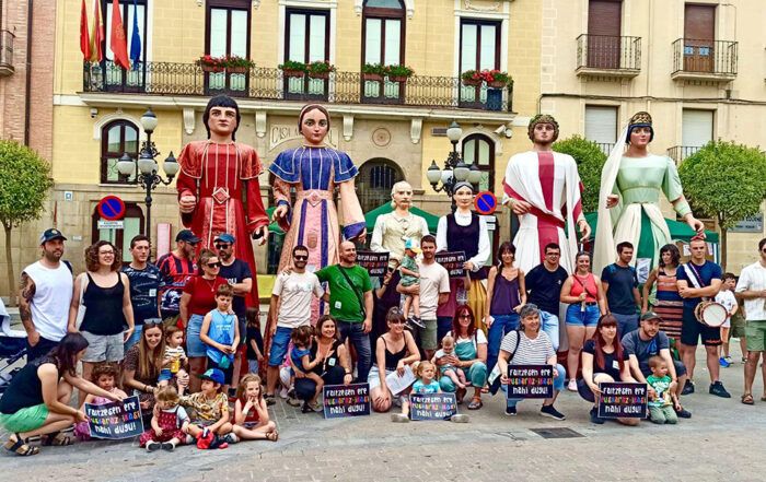 Falces reivindica el Modelo D