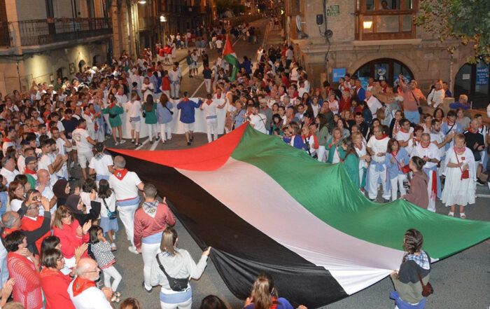 Manifestación por Palestina en fiestas