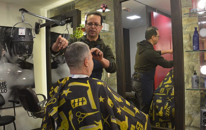 Peluquería Mixta en Tafalla "Tijeras Doradas"