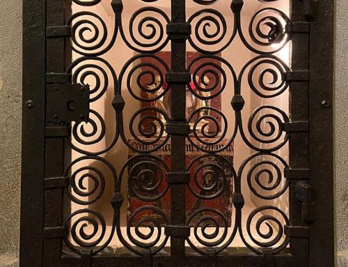 El Gobierno de Navarra declara Bien de Interés Cultural la caja del corazón de Carlos II