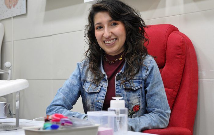 Paola Ortega, Le Petit manicura y pedicura